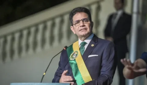 Justiça condena ex-governador do Acre, Gladson Cameli, a 25 anos e 9 meses de prisão e decreta inelegibilidade por corrupção