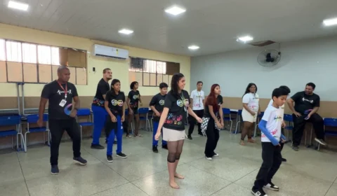 Alunos neurodivergentes emocionam com apresentação de dança em escola estadual em Porto Velho