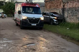 Colisão entre Jeep e viatura da Polícia Penal deixa motorista ferida na capital de Rondônia