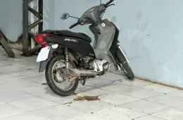 Mulher é presa com motocicleta adulterada durante fiscalização do BPTran em Porto Velho
