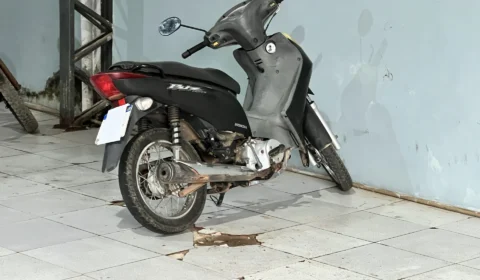 Mulher é presa com motocicleta adulterada durante fiscalização do BPTran em Porto Velho