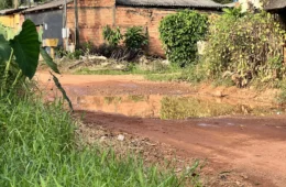Moradores denunciam abandono e poeira constante na Rua Londres, no Novo Horizonte na cidade de Porto Velho
