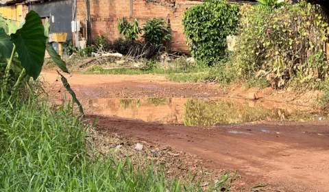 Moradores denunciam abandono e poeira constante na Rua Londres, no Novo Horizonte na cidade de Porto Velho