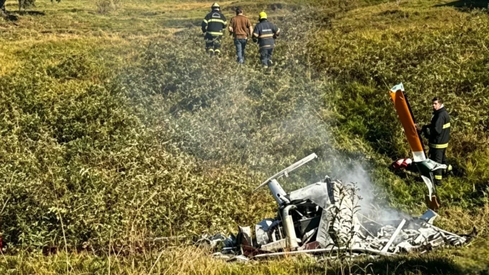 Tragédia: Helicóptero cai e piloto é encontrado carbonizado em Santa Catarina