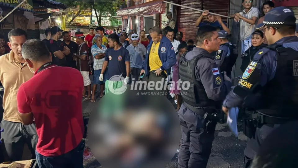 Homem é morto com cerca de 15 tiros na cabeça ao tentar fugir de criminoso no bairro Compensa, em Manaus