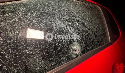 Homem é encontrado morto com tiros no rosto e mãos amarradas dentro de carro no bairro Tarumã, em Manaus