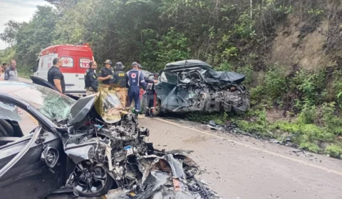 Veja o vídeo: imagens mostram a força do impacto de acidente que matou mulher e deixou família ferida na BR-174