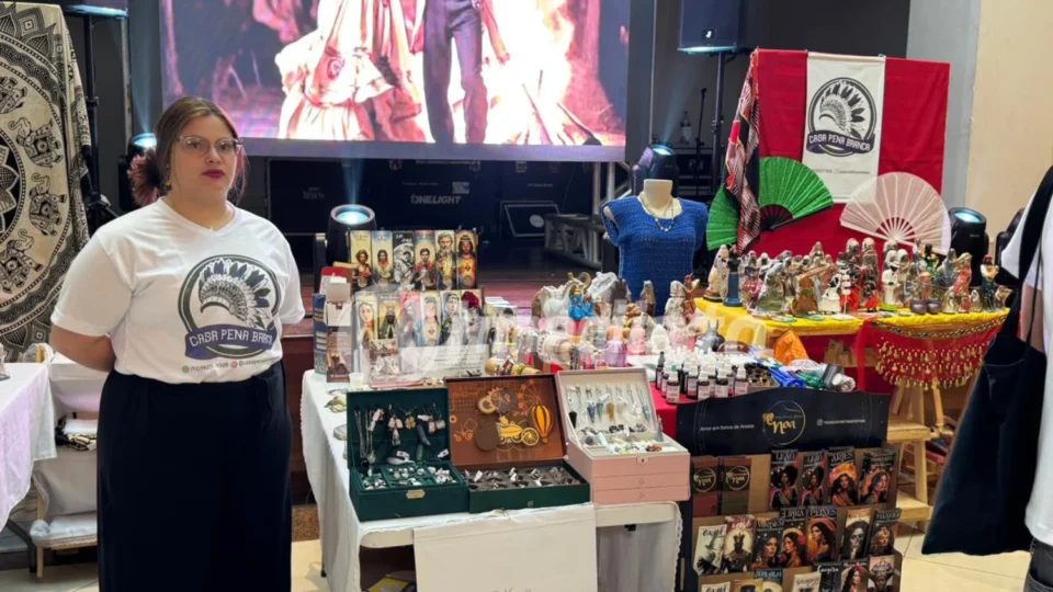 Feira Mística reúne espiritualidade, terapias e produtos naturais e entra nos últimos dias com programação gratuita em Manaus