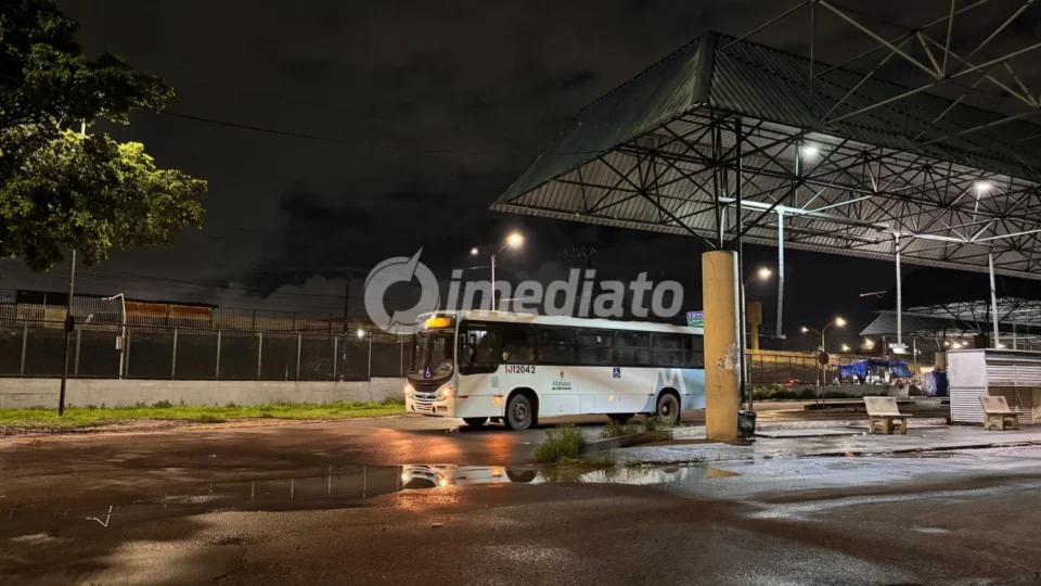 Possível paralisação de ônibus pode afetar transporte coletivo em Manaus após impasse em negociação salarial