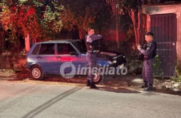 Carro furtado em estacionamento de supermercado é recuperado pela PM horas após o crime na comunidade Monte Sião