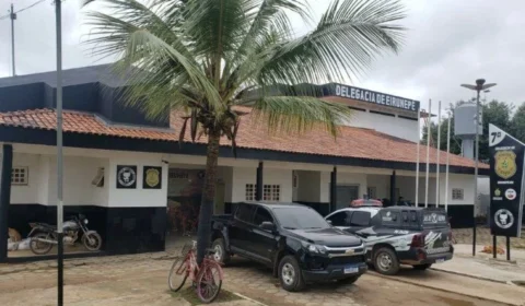 Adolescente de 12 anos tenta fugir em canoa e é apreendido suspeito de envolvimento em homicídio no interior do Amazonas