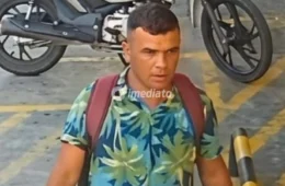VÍDEO: homem se aproveita de motociclista ferido após queda e rouba moto