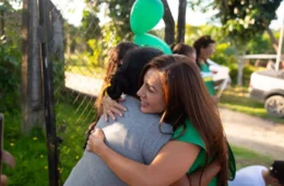 Débora Menezes destaca atuação de famílias acolhedoras e ações de proteção à infância no Amazonas