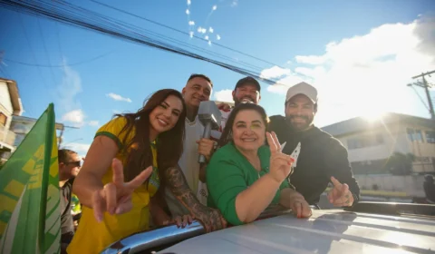 Professora Maria do Carmo reforça pré-candidatura ao governo durante visitas a Tefé e Codajás