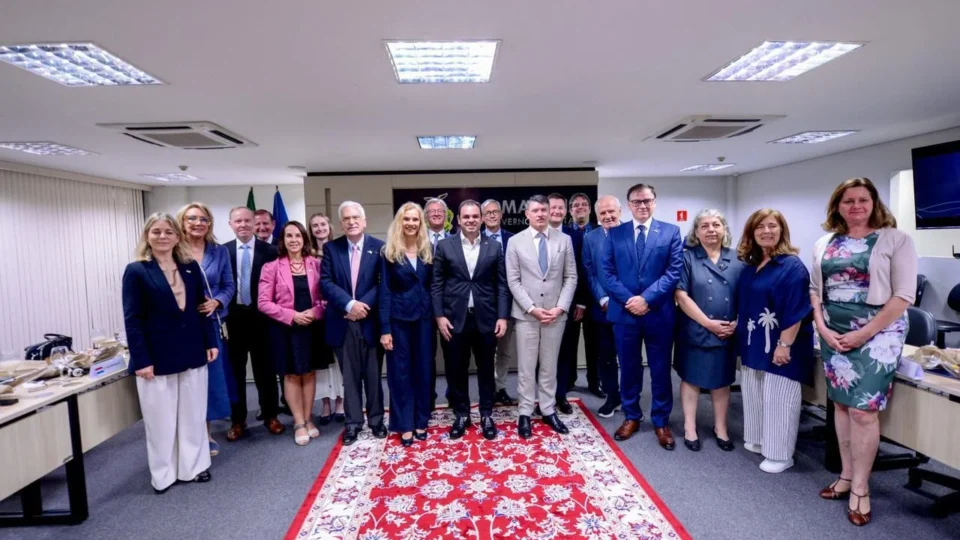 Em reunião com delegação da União Europeia, governador Roberto Cidade defende desenvolvimento sustentável no Amazonas e ampliação de parcerias internacionais