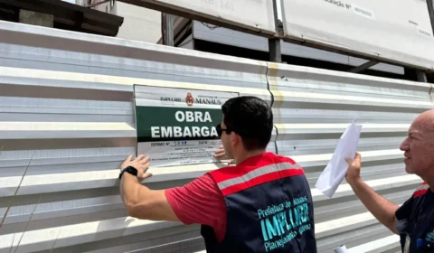 Obra de condomínio é interditada após trabalhador morrer soterrado em Manaus