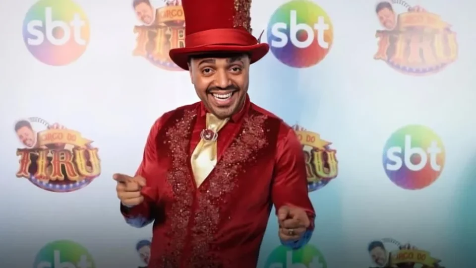 Fogo destrói estrutura do Circo do Tirulipa durante a madrugada no Rio Grande do Norte