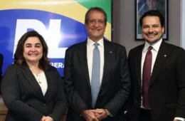Valdemar Costa Neto desembarca em Manaus para oficializar pré-candidaturas de Maria do Carmo ao Governo e Alberto Neto ao Senado
