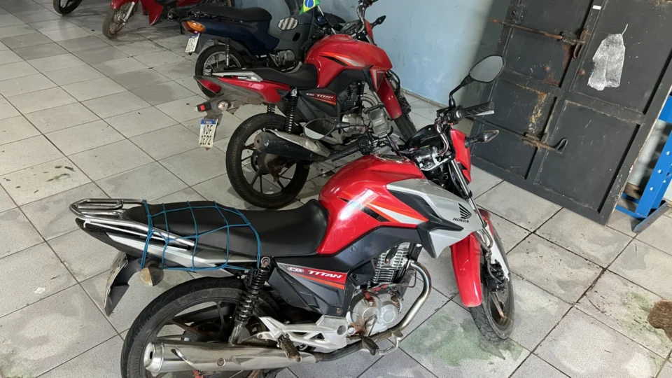 Motocicletas clonadas são identificadas após multa e abordagem em Porto Velho