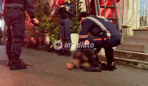 Homem fica ferido ao fugir de criminosos armados durante tentativa de homicídio no bairro Parque 10 de Novembro, em Manaus