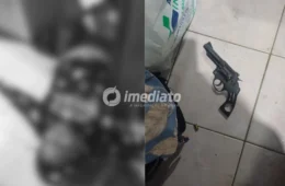VEJA VÍDEO: Policial militar reage à invasão de residência, mata suspeito e deixa outro ferido no Núcleo 14 do bairro Cidade Nova