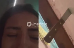 VEJA VÍDEO: Jovem agredida pelo ex-companheiro em Presidente Figueiredo mostra faca cravada na porta após suspeito descumpriu medida protetiva