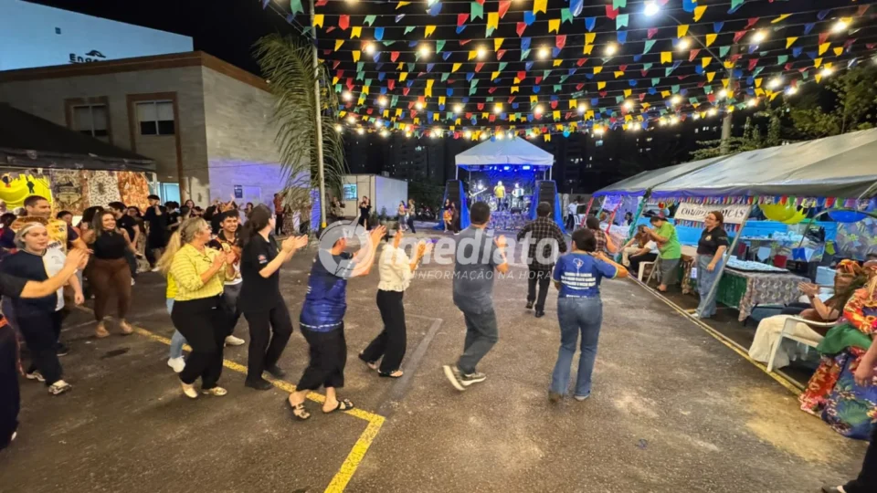 Arraial da Paróquia do Sameiro movimenta a Ponta Negra com fé, cultura e grande participação popular em Manaus
