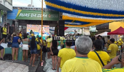 Rua Vila Isabel entra em clima de Copa e reúne torcedores para Brasil x Escócia no bairro Praça 14, em Manaus