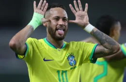 Neymar passa por novos exames, não treina com a Seleção e fica mais distante de atuar contra o Haiti pela Copa do Mundo