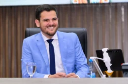 O novo Prefeito de Manaus tem lado, mas se consolida como o político que mais transita entre as forças do Amazonas