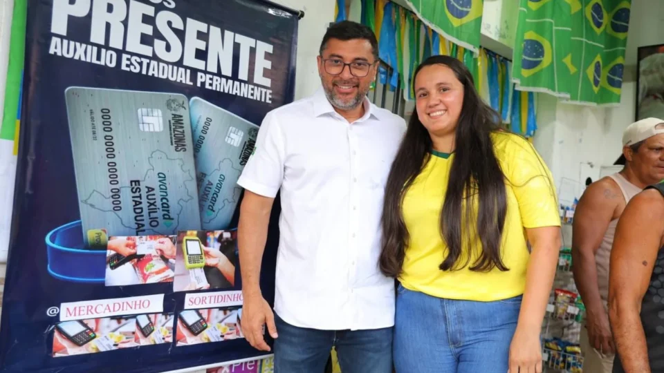 Criado por Wilson Lima, Auxílio Estadual libera pagamento para 300 mil famílias e fortalece o comércio local