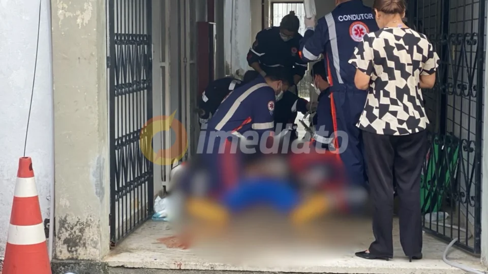 Veja vídeo: autônomo é morto com facada no coração enquanto trabalhava em condomínio no bairro Chapada