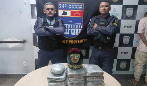 Jovem de Coari é preso com 15 kg de skunk na Balsa Amarela e confessou que receberia R$ 4 mil pelo transporte da droga