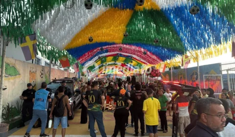 Rua da Copa é inaugurada na Compensa e reúne moradores em noite de festa e expectativa pelos jogos da Seleção