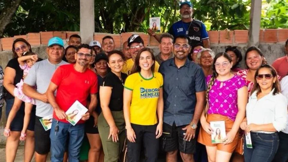 Em Manacapuru, Débora Menezes fortalece diálogo com lideranças e discute demandas prioritárias do município
