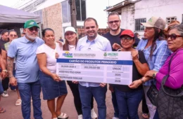 Governador Roberto Cidade leva 37ª edição do Governo Presente ao Careiro Castanho com entregas para o setor primário, cidadania e assistência social