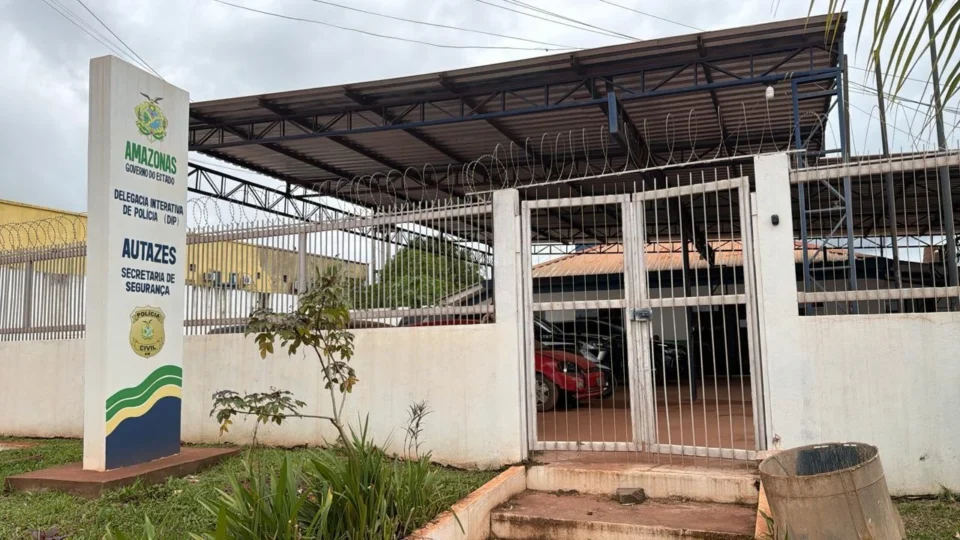 Suspeito de pilotar embarcação embriagado é preso após acidente que deixou mulher desaparecida
