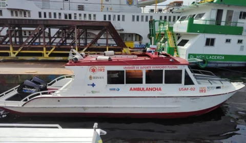 Criminosos roubam ambulancha do Samu e deixam mais de 40 comunidades sem atendimento de emergência