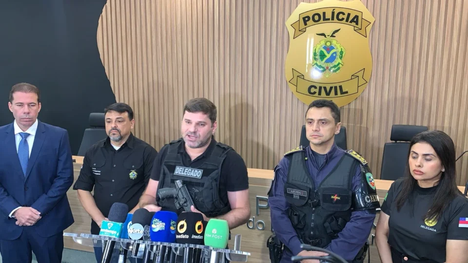 VEJA VÍDEO: Caçada a suspeitos de homicídio termina com prisões em operação com 22 presos em Manaus