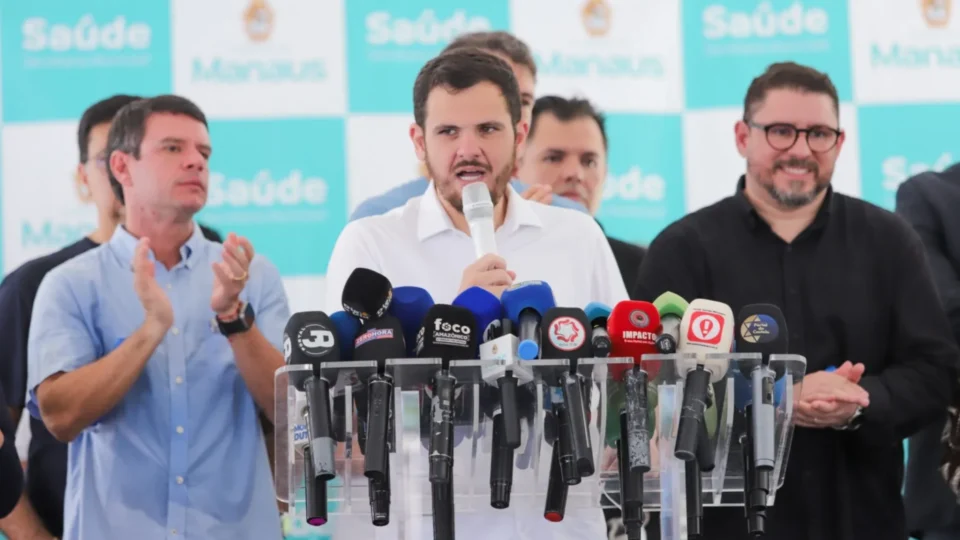 Prefeito Renato Junior anuncia nova convocação de mais de 90 profissionais de saúde para reforçar a rede municipal de Manaus