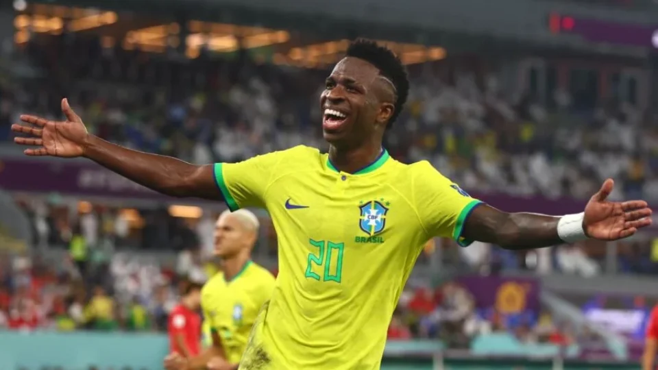 Vini Jr. marca golaço, mas Brasil empata com Marrocos na estreia da Copa do Mundo de 2026