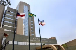 Corregedoria rebate denúncias de ex-funcionários após protesto no 6º Ofício de Registro de Imóveis de Manaus