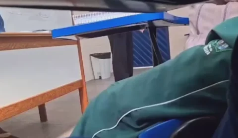VEJA: Vídeo mostra pedagoga dizendo que queria “dar um tiro na cabeça” de pais de alunos em escola de Manaus