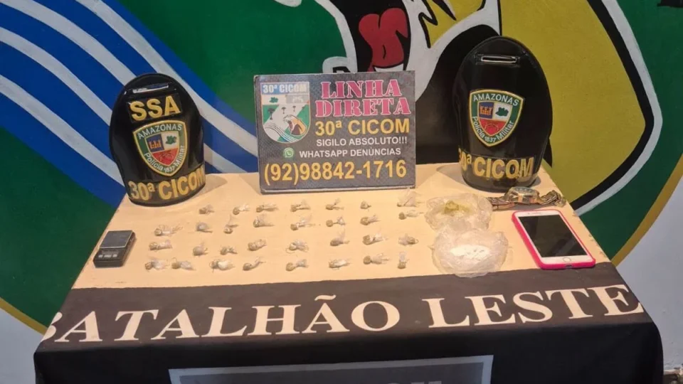 Homem é preso com oxi, cocaína e balança de precisão durante ação da PM contra o tráfico no Jorge Teixeira