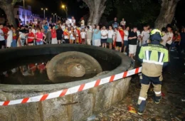 Tragédia: Adolescente morre e duas pessoas ficam feridas após fonte desabar durante comemoração do título da Espanha na Copa do Mundo