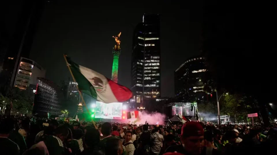 Comemoração pela classificação do México termina com três mortos