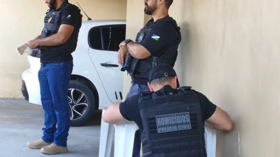 Soldado é investigado por incentivar adolescente de 13 anos à automutilação e suicídio