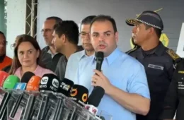 Governador Roberto Cidade entrega lanchas blindadas, viaturas e novos equipamentos para reforçar forças de segurança