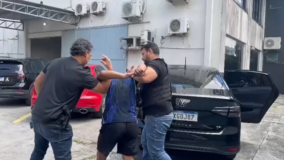 Suspeito de participar de execução de casal é preso durante operação da Polícia Civil