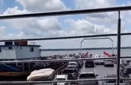 Susto durante travessia entre Belém e Barcarena: embarcação quase colide com balsa; Veja o vídeo